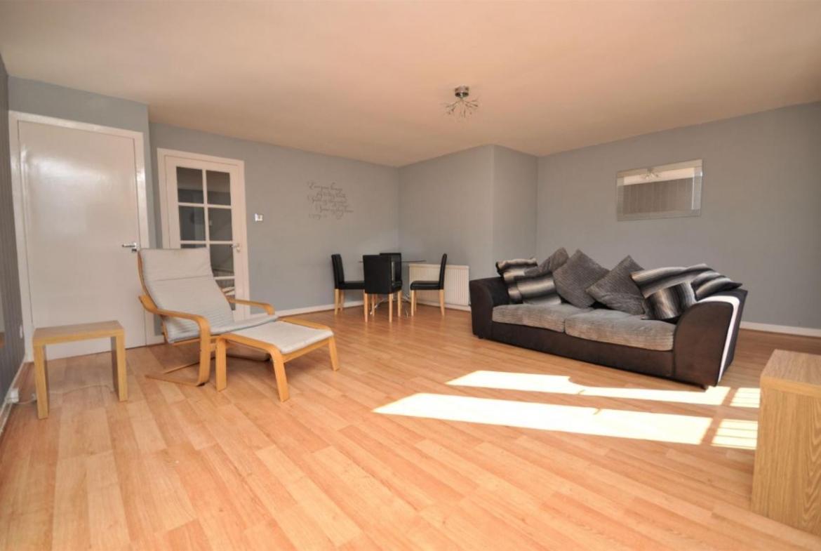 No 11 3 Bed Serviced Appartment Town Centre Girvan Kültér fotó
