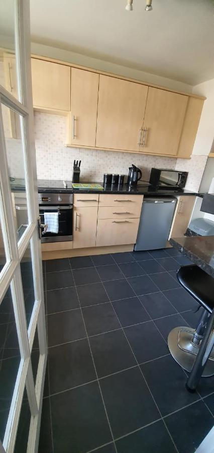 No 11 3 Bed Serviced Appartment Town Centre Girvan Kültér fotó