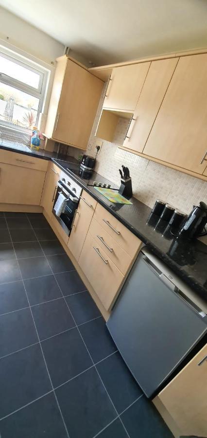 No 11 3 Bed Serviced Appartment Town Centre Girvan Kültér fotó