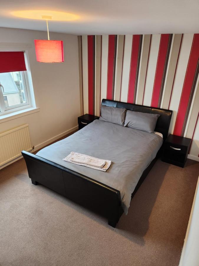No 11 3 Bed Serviced Appartment Town Centre Girvan Kültér fotó