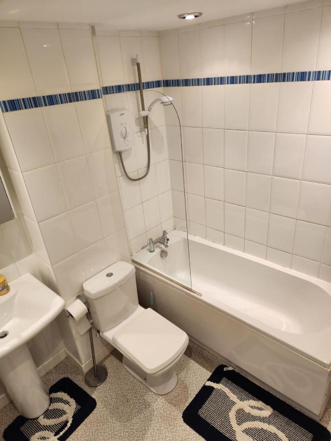 No 11 3 Bed Serviced Appartment Town Centre Girvan Kültér fotó